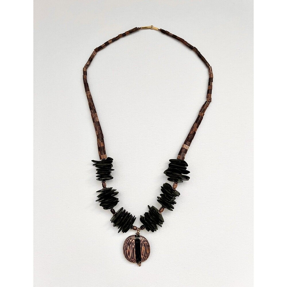 Vintage Statement Wood Chip Pendant Necklace African Safari Vacation Natural 26"